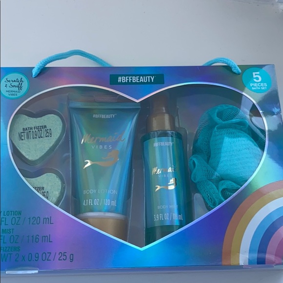 5 piece bath set - Picture 4 of 5